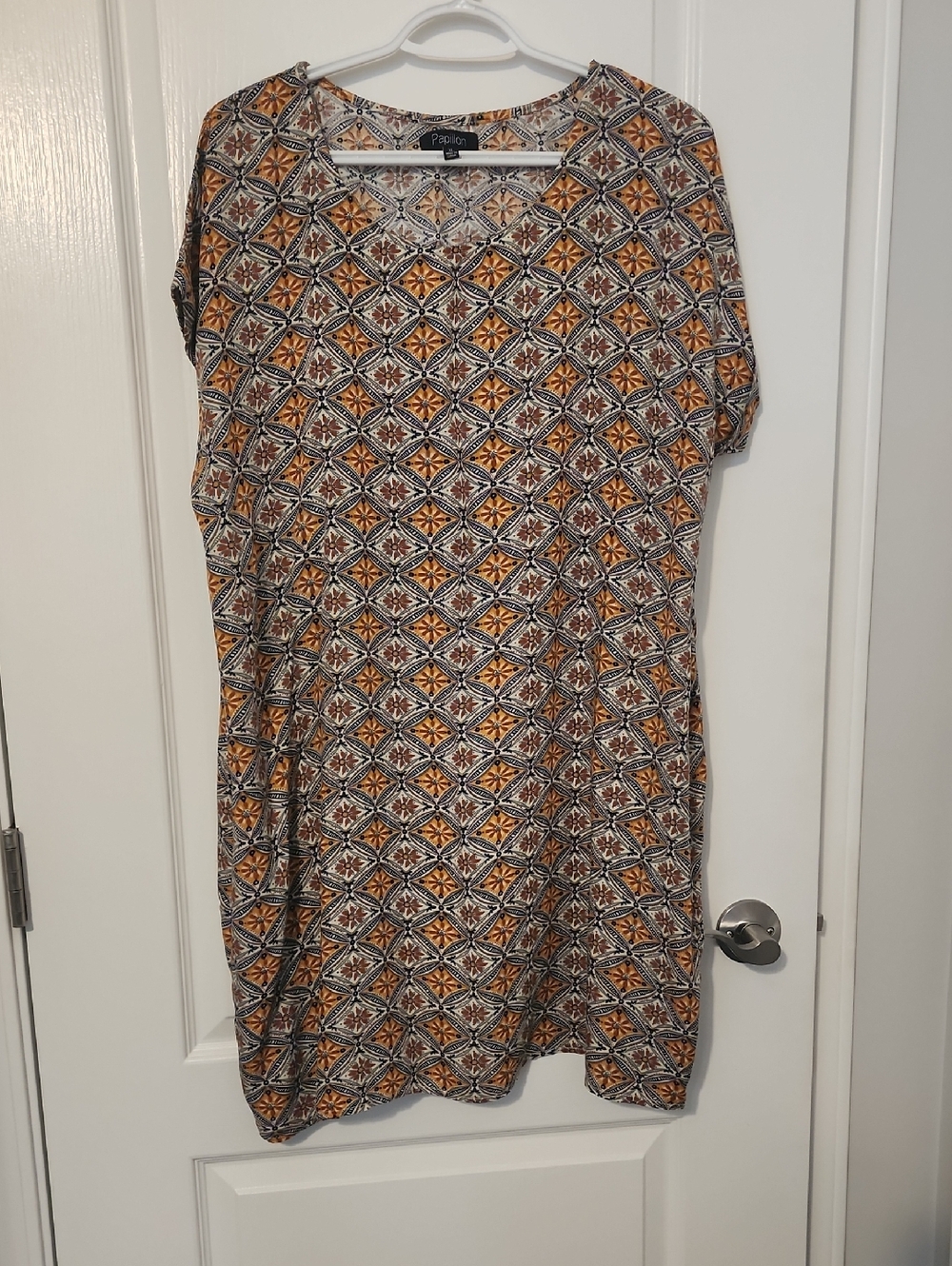 Papillon Blanc Paisley Print Top in Navy, Mustard & Rust